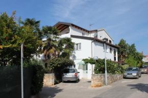 Отель Apartments with a parking space Novigrad - 7121  Новиград